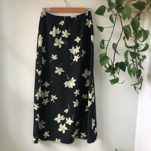 Vintage Dresses & Skirts - 90’s maxi skirt